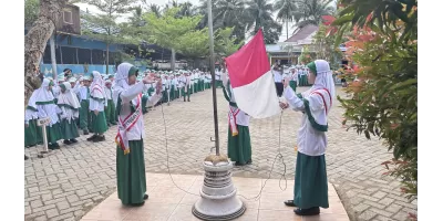 Kegiatan Upacara Bendera